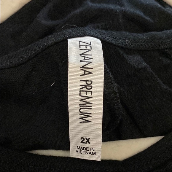 Zenana Outfitters Black Lace Sleeve Tunic - Picture 3 of 4